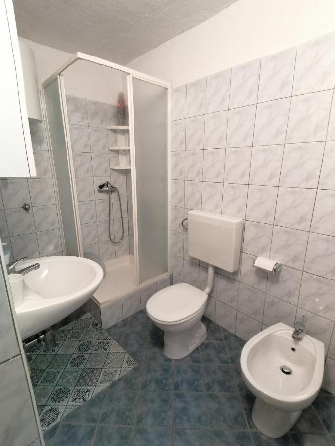 Apartments And Rooms Sanja スィビニ・クルンポスキ エクステリア 写真