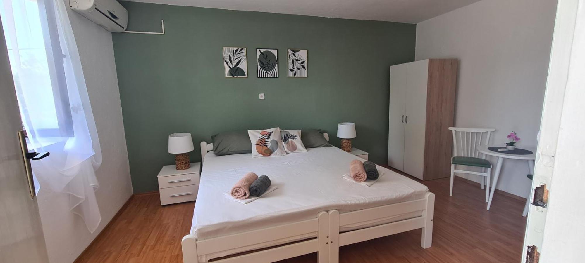 Apartments And Rooms Sanja スィビニ・クルンポスキ エクステリア 写真