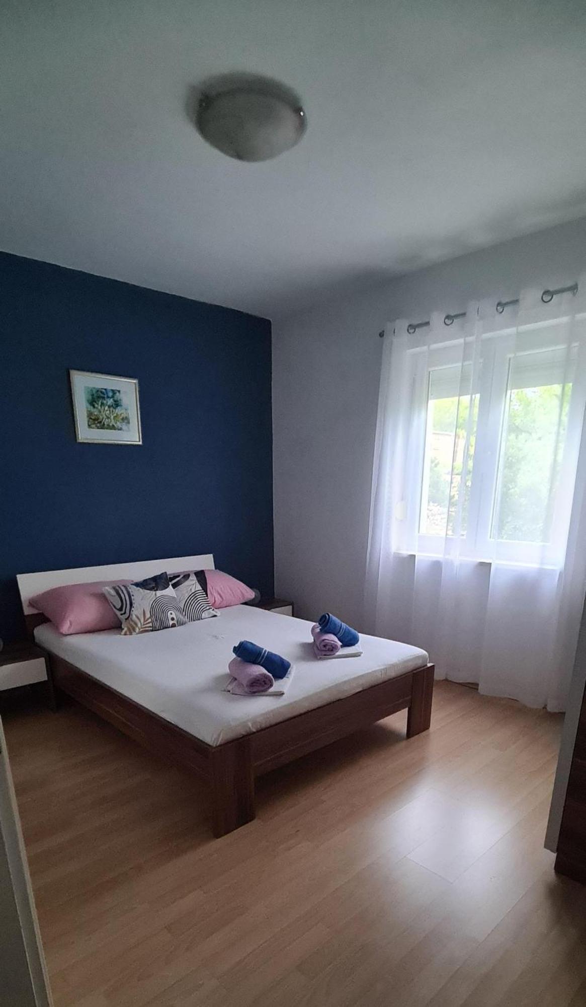 Apartments And Rooms Sanja スィビニ・クルンポスキ エクステリア 写真
